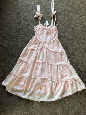 Francesca's Collections Pale Pink Floral Tiered Midi Dress with Tie Straps